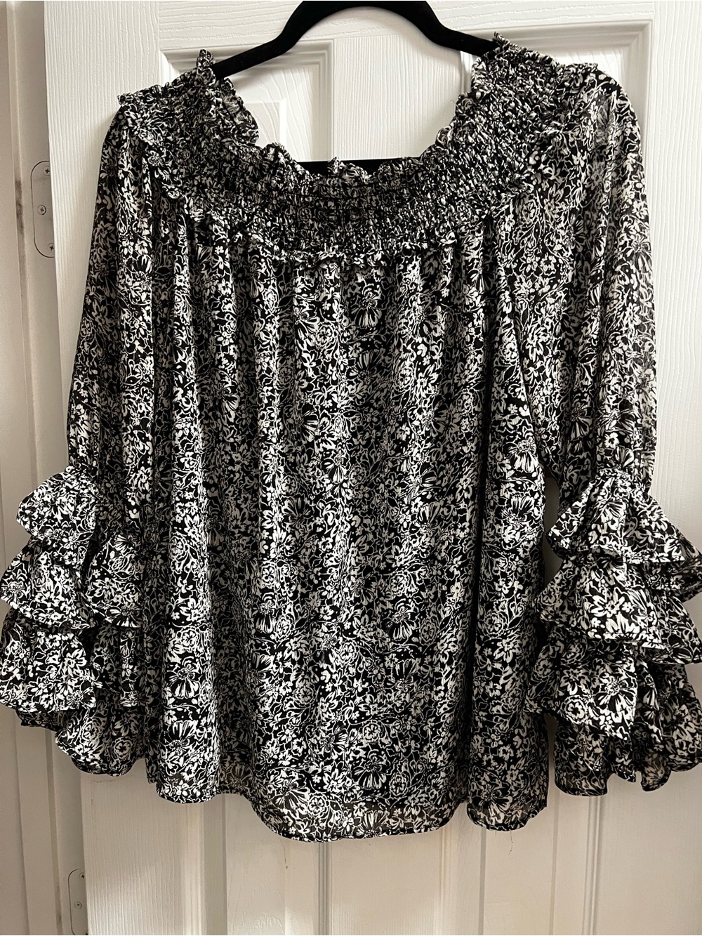CeCe Black & White Floral Smocked Off-Shoulder Ruffle Sleeve Blouse